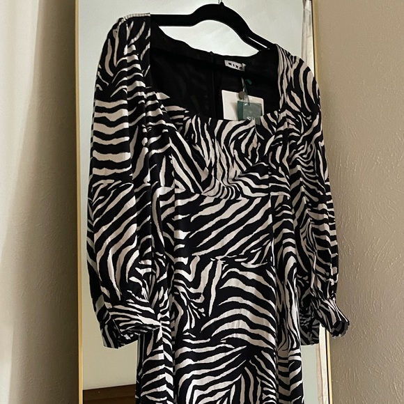 Mara RIXO Zebra 🦓🦓 beautiful printed NWT Midi Dress - Size XXS - Picture 7 of 7